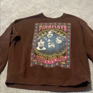Forever 21 Brown Sweatshirt with Vintage Graphic Design